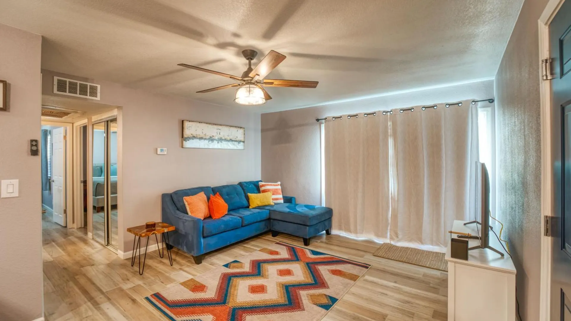 2BR Sleeps 6 Pool BBQ Gym Hot Tub & Bar Hopping Scottsdale Amerikai Egyesült Államok